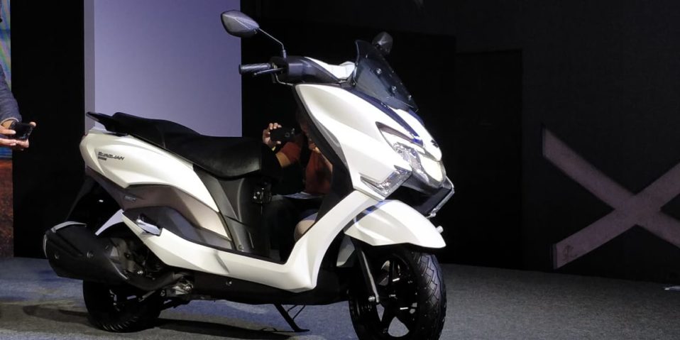 LIVE - Suzuki Launches Burgman Street Maxi Scooter At Rs.68,000 - Motor ...